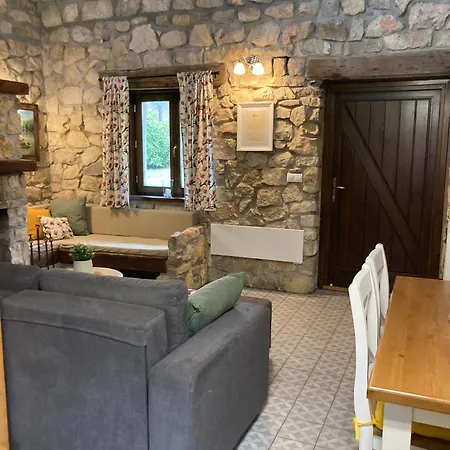 Zsoka Fogadoja Apart Otel